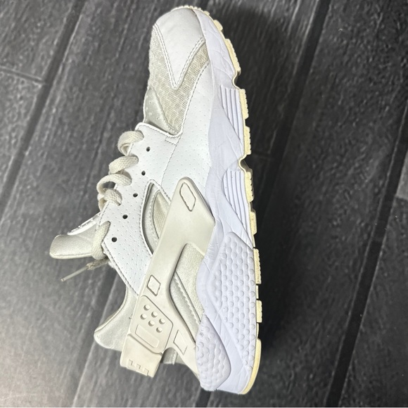 Nike Air Huarache All White Platinum 318429-111 Sneakers Shoes Men's Size 9 - Picture 7 of 16